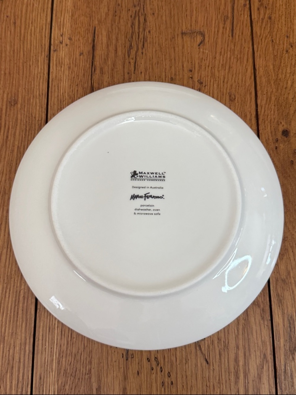 Maxwell & Willams Bison Salad Plates in Black and White - Set of 2 - Picture 5 of 8